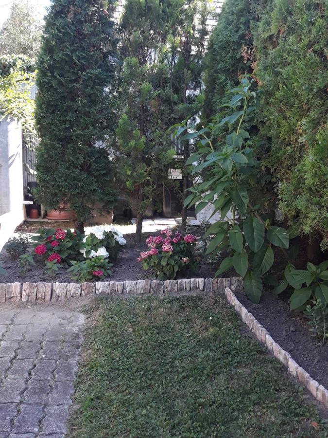 Lazar Apartmanok Heviz Exterior photo